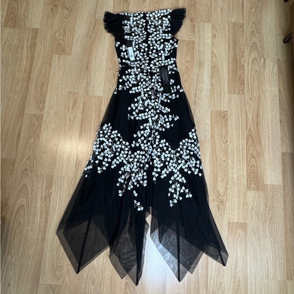 BCBGMAXAZRIA Black Embroidered Hearts Lace Feminine Asymmetrical Hem Dress 2 NWT - Picture 14 of 14